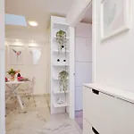1 Bedroom Stunning In Appartamento